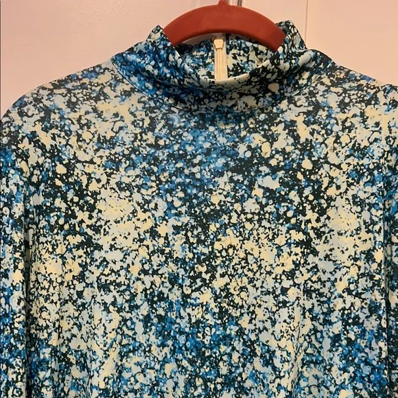 Elegant Blue and White Tuckernuck Women's Dress - Picture 2 of 3